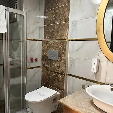 Serenity Hotel 3*